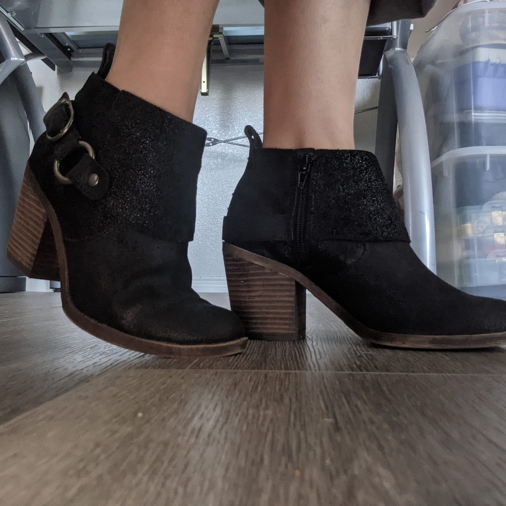 Lucky Brand Ankle Booties